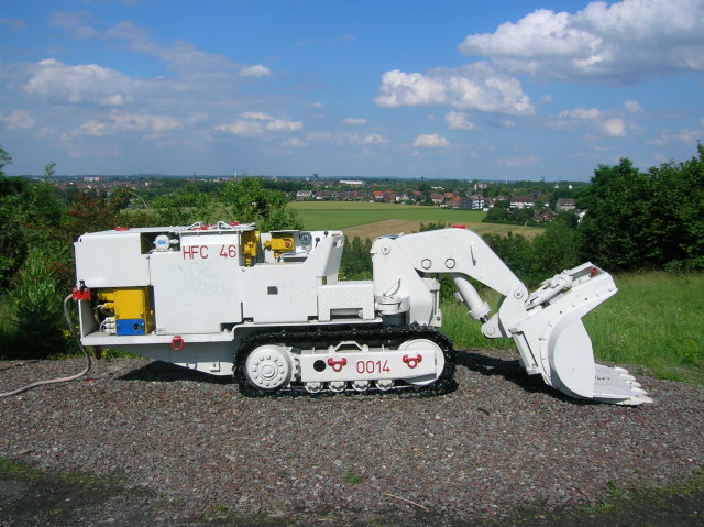 A machine for building roadways !