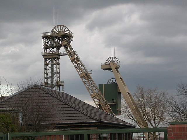 The winding towers of Niederberg colliery !