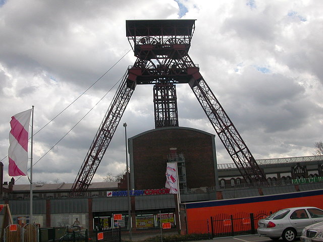 The winding tower of Rheinpreussen colliery !