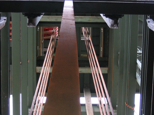 The wheels and the hoisting ropes at Lerche shaft !