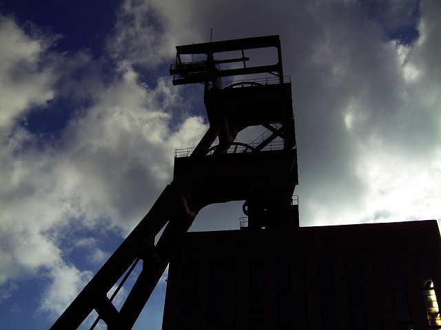 A winding tower in front of the sky !