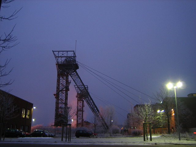 Auguste Victoria colliery at night !
