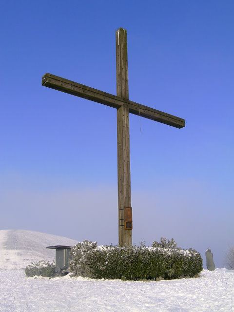 The cross in the snow !