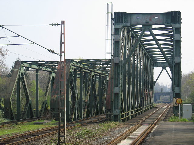 Drei Eisenbahnbrcken in Duisburg !